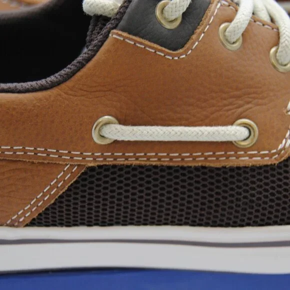 XtraTuf Finatic Boat Shoe Mens size 9 Tan/Choc New Slip-resistant Breathable - Picture 3 of 6